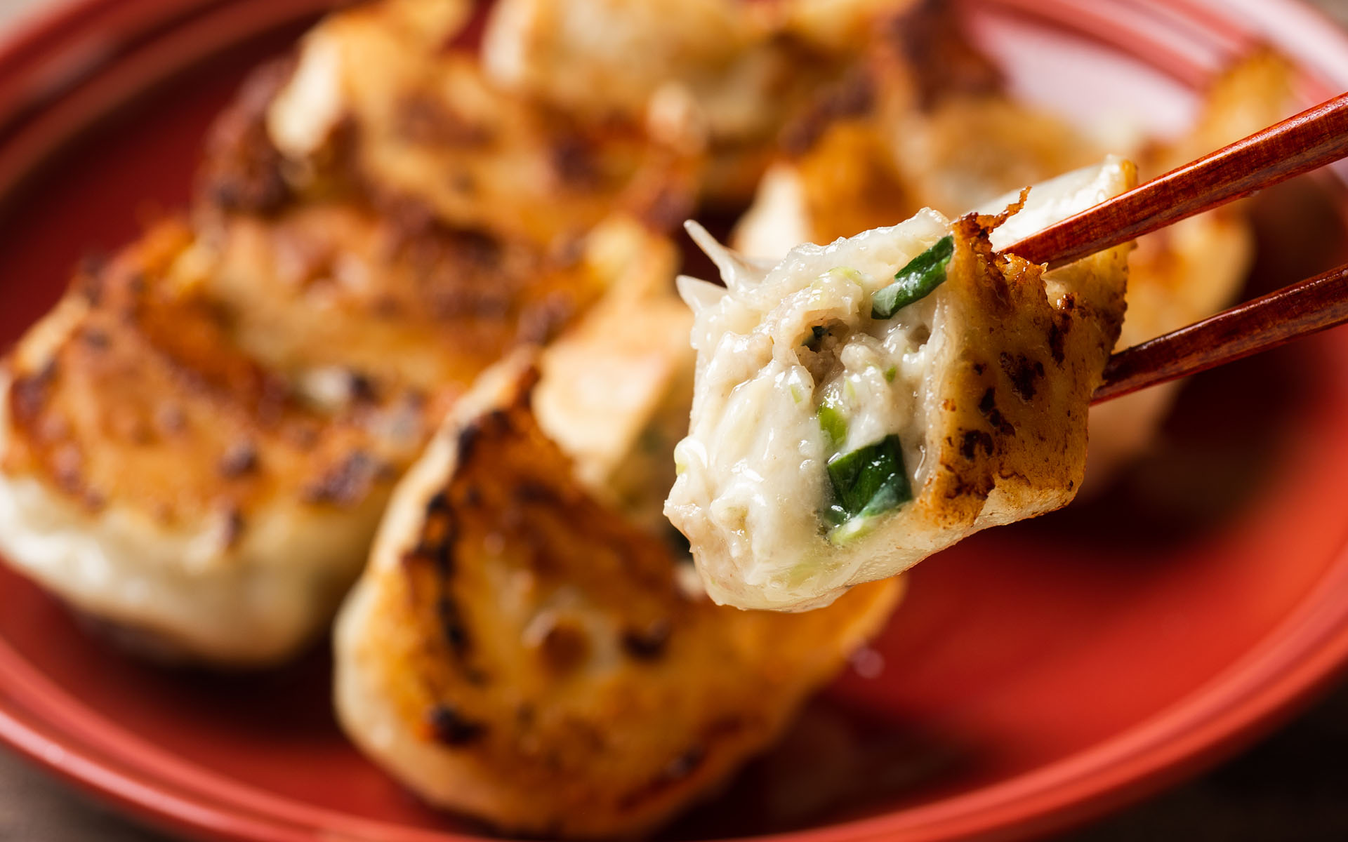 ラクレットチーズ餃子イメージ