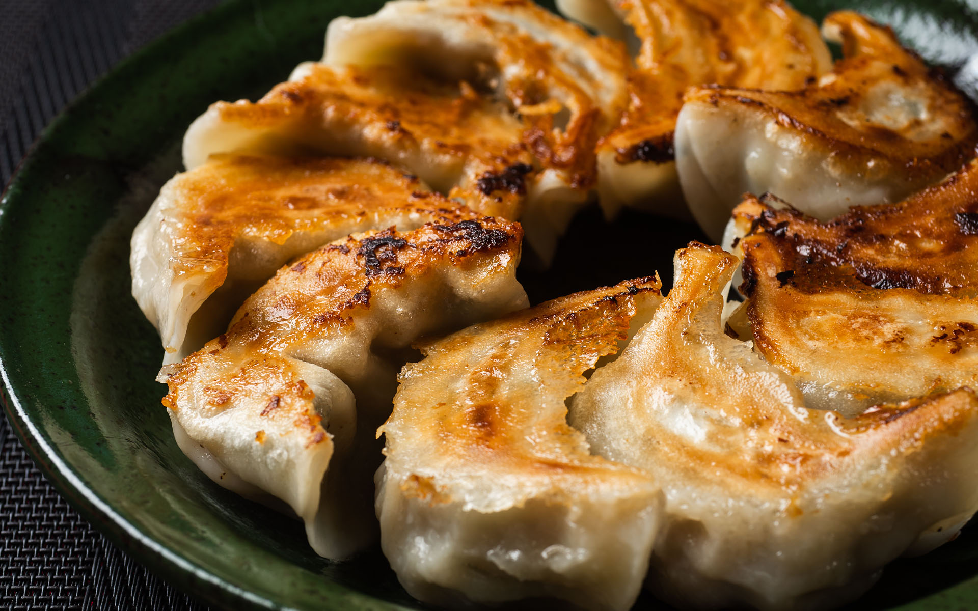 行者にんにく餃子イメージ