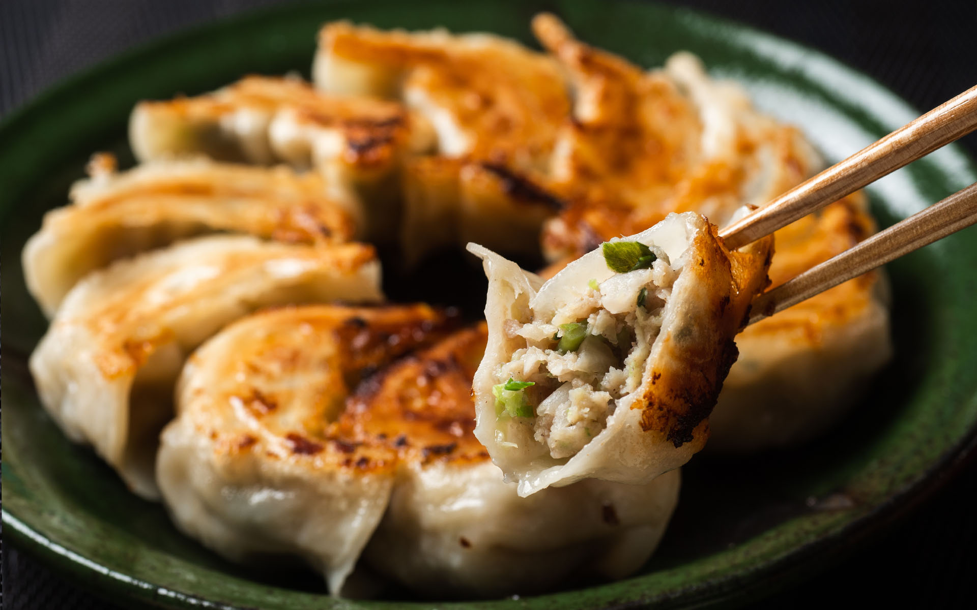 行者にんにく餃子イメージ